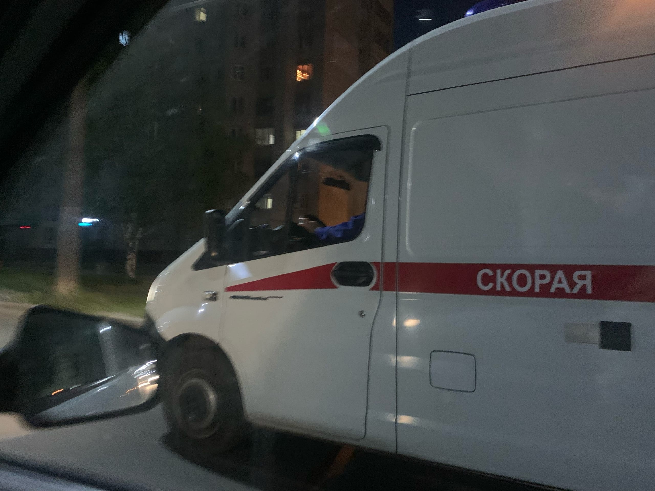 Таксист из Ярославля сбил 19-летнего парня