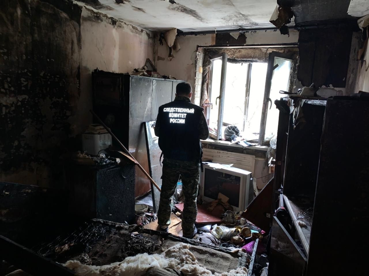 В Ярославле во время пожара в многоэтажке заживо сгорел хозяин квартиры 