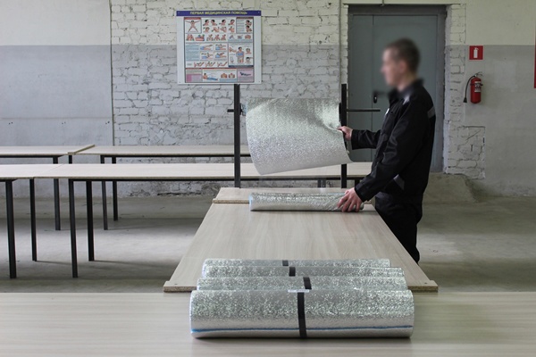 В Ярославской области заключенные будут делать туристические коврики для мобилизованных 