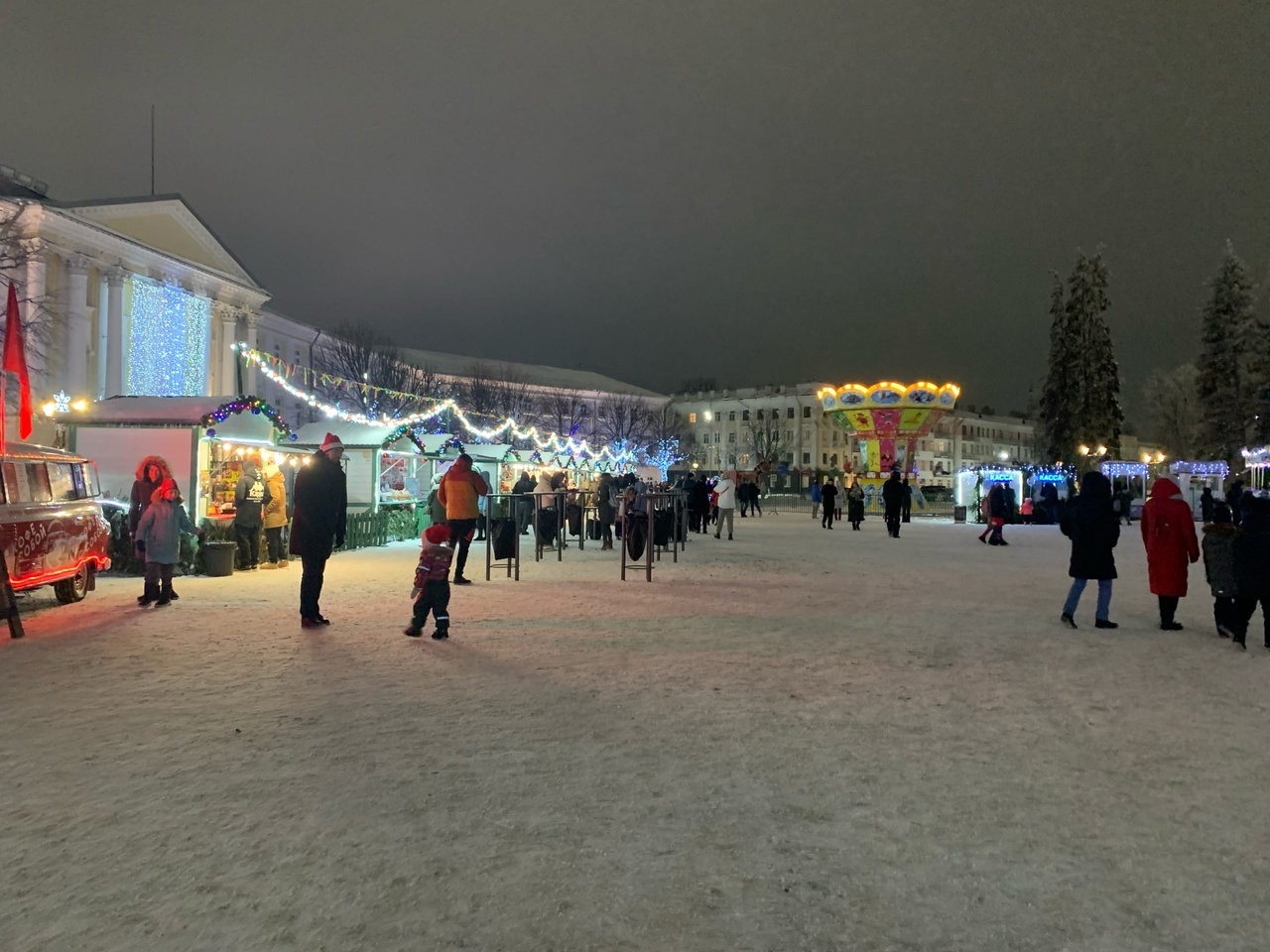 центральная площадь в ярославле