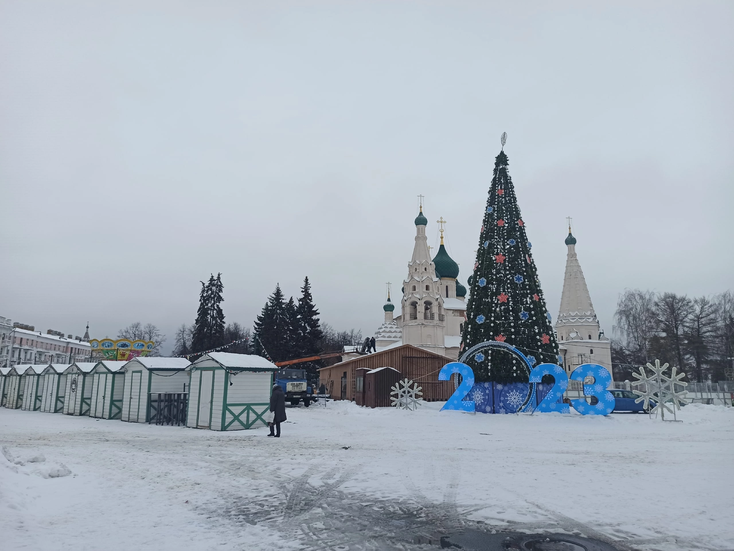 В Ярославле перенесли дату открытия катка на Советской