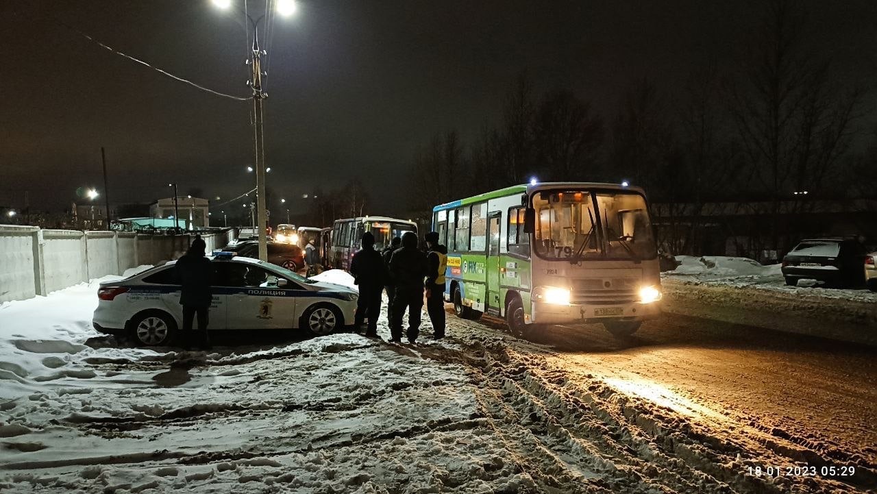 В Ярославле ГИБДД выявила 10 разваливающихся автобусов за день 