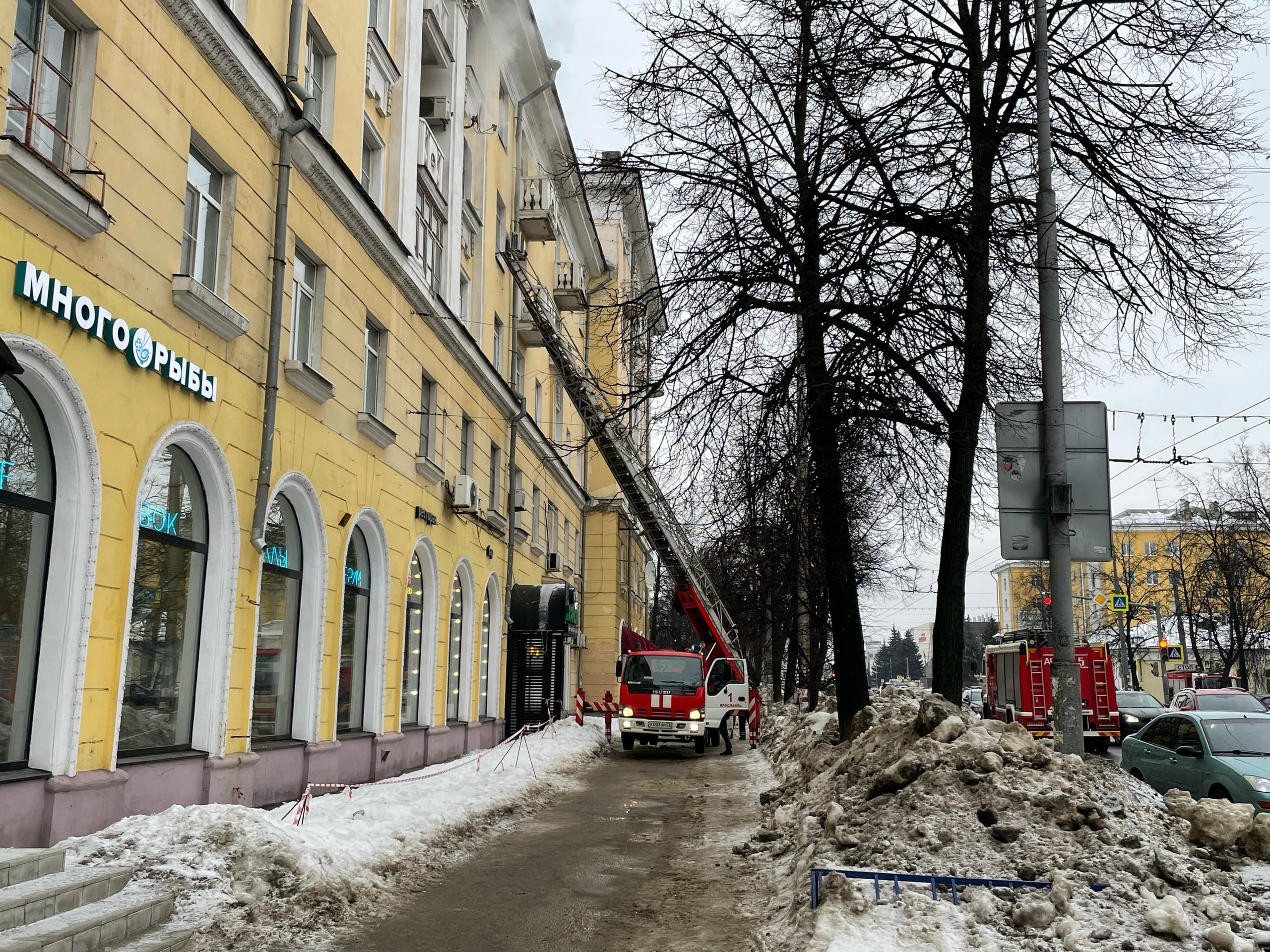 В центре Ярославля вспыхнула квартира в жилом доме 