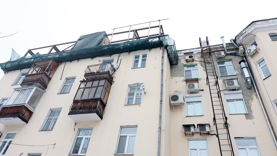 Жильцы проголосовали за ремонт скандальной крыши в центре Ярославля