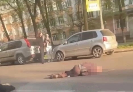 "Ребенок трясся от страха": на улице Свободы BMW сбила пешехода