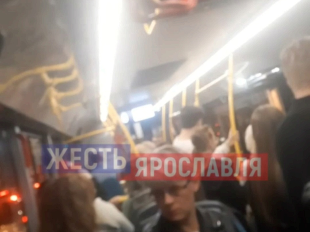 В автобусе Ярославля разразился скандал из-за плача ребенка