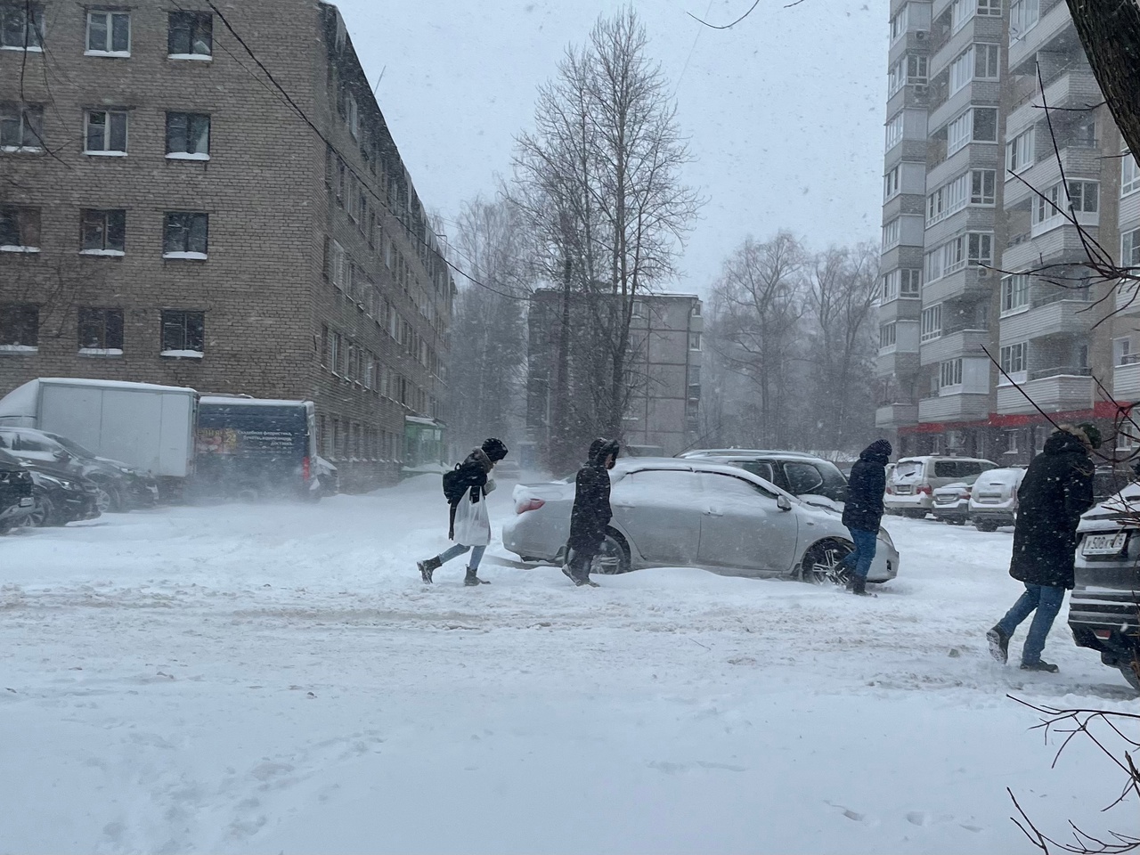 Сильнейший снегопад надвигается на Ярославль