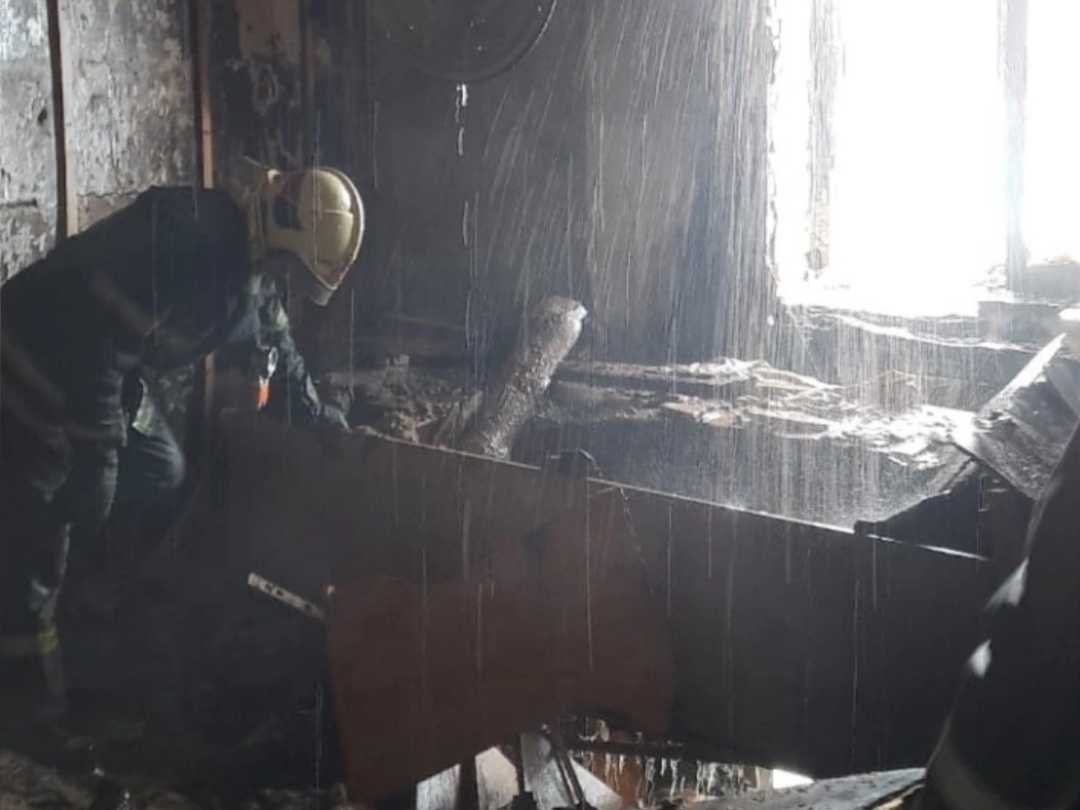 "Облил бензином, поджег и ушел": Ярославец, вышедший из психбольницы спалил свою и чужие квартиры