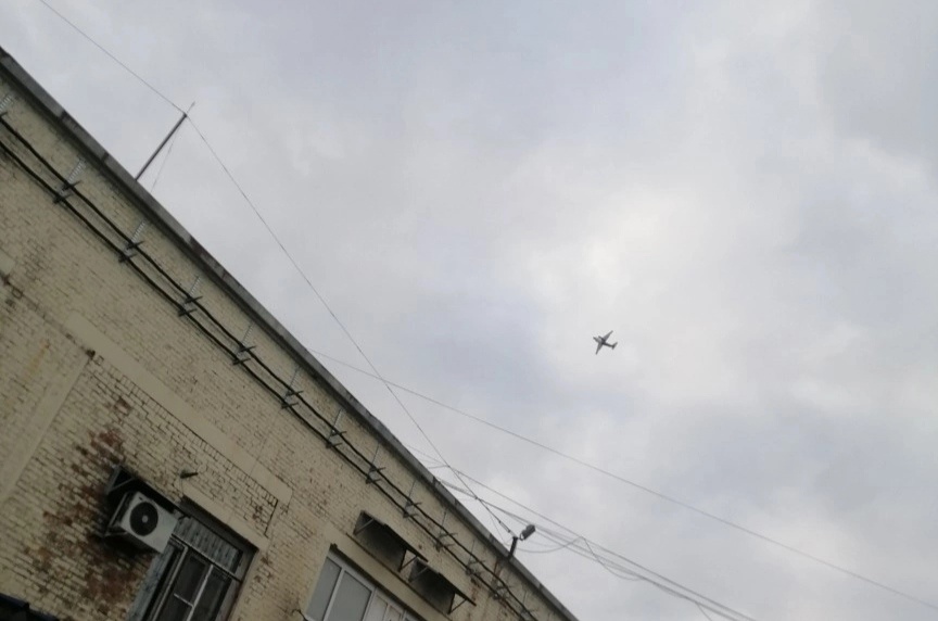  Что за самолет летал низко над районами Ярославля