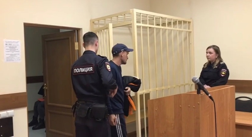 В Ярославской области арестовали обокравшего магазин техники мужчину