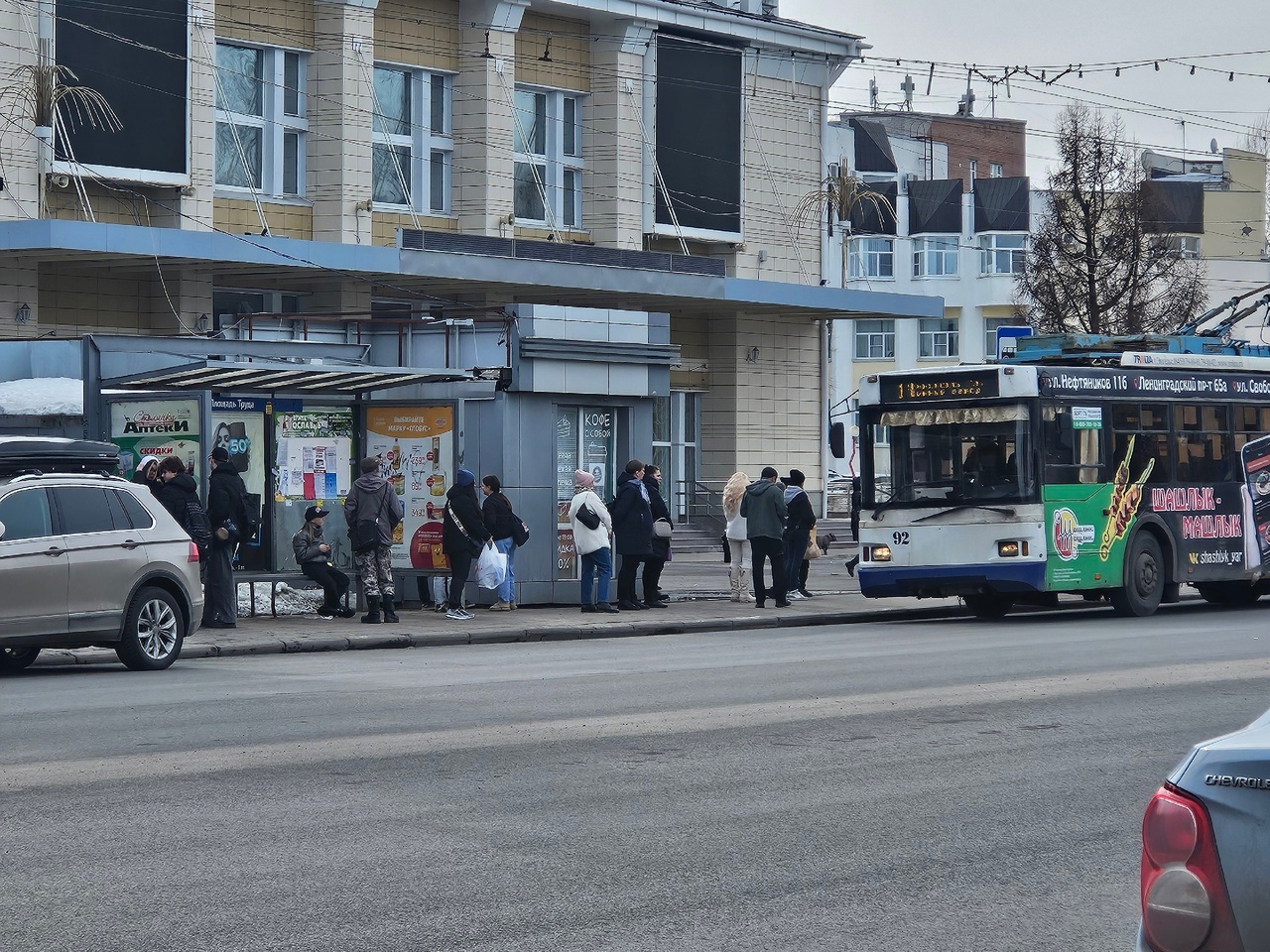 В Ярославле в 2024 году заменят 80 остановок общественного транспорта 