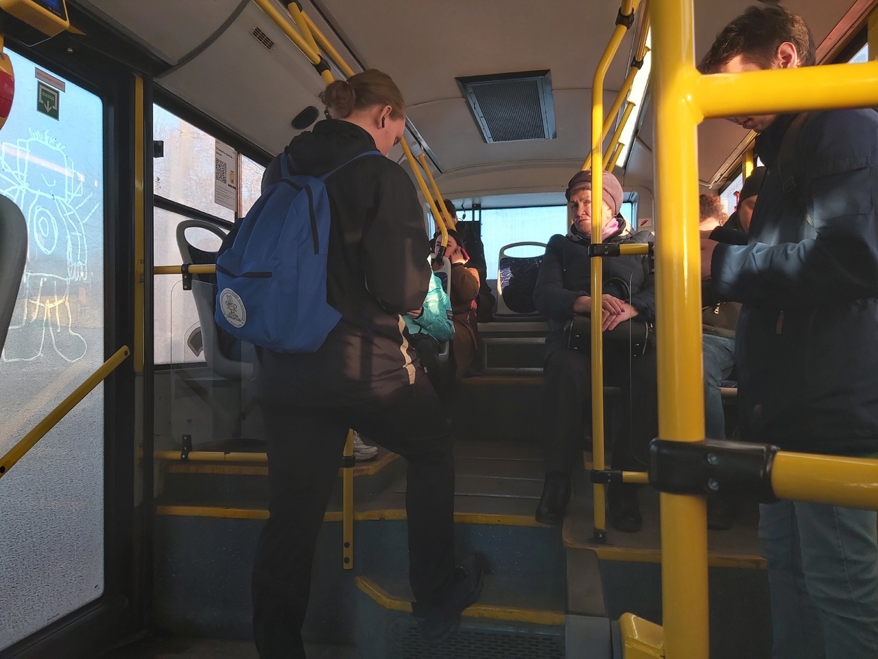  "Катайтесь по городу пустые": ярославцы недовольны работой общественного транспорта в городе