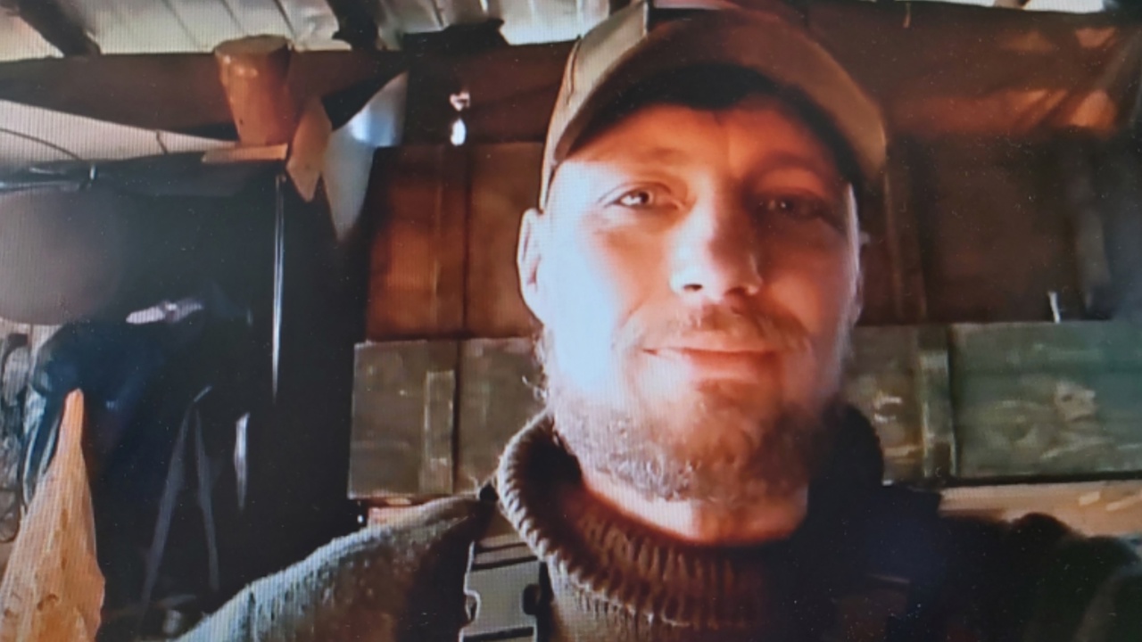 "При очередном обстреле, пострадала связь интернета": Задойнов о своем исчезновении из сети