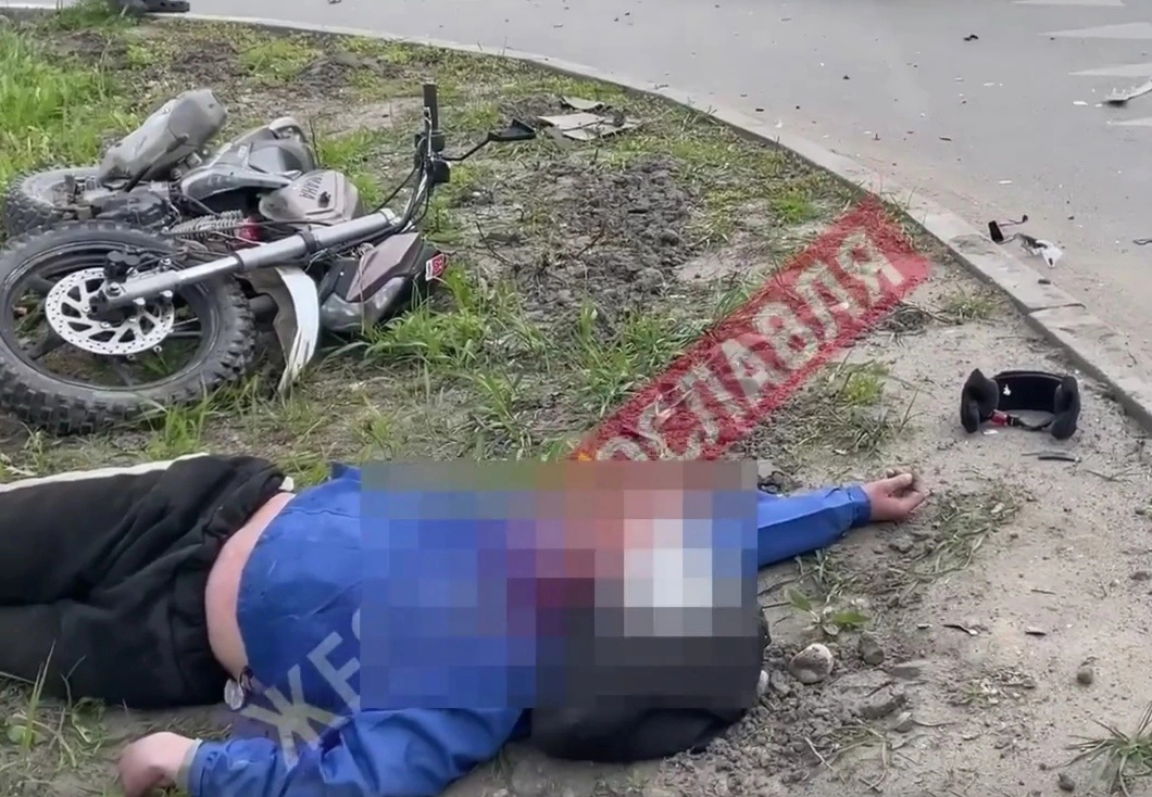 "Второй - труп": в Ярославле после ДТП один байкер попал в реанимацию, другой умер
