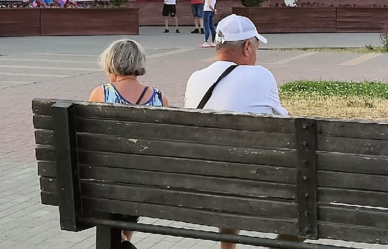 Пенсионерам этого возраста неожиданно доплатят 8134 рубля: пожилые ликуют