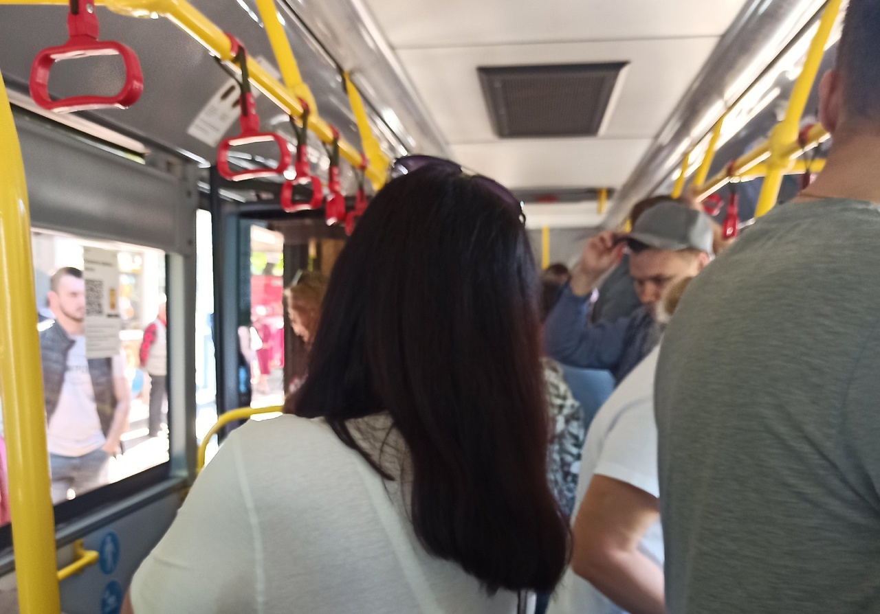 "Интервалы доходят до 90 минут": пассажирка об общественном транспорте в Ярославле 