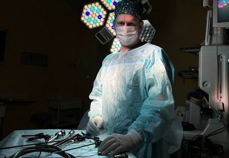 В Ярославле врачи удалили женщине опухоль на матке инновационным методом 