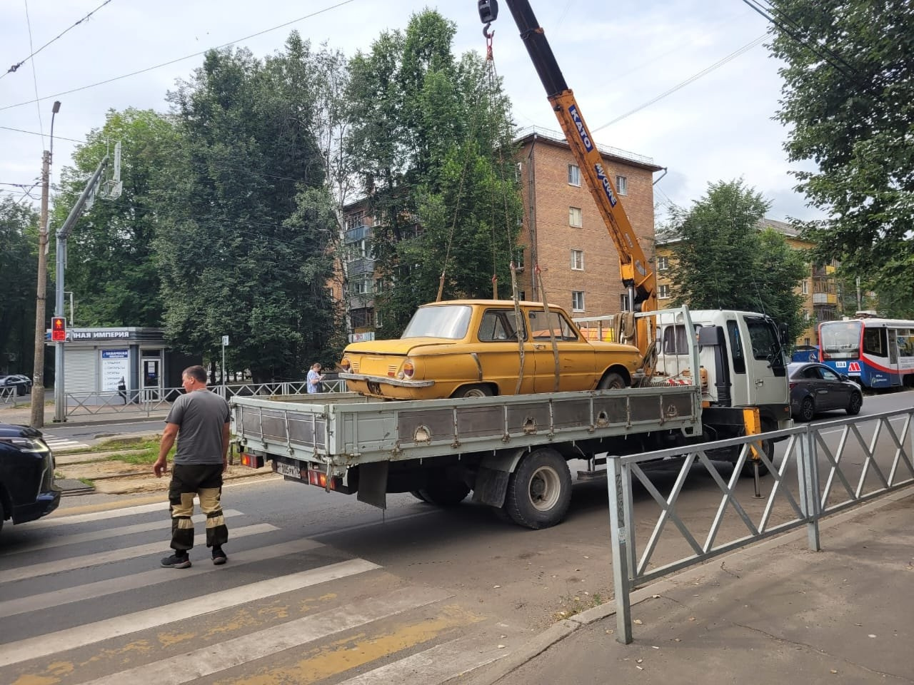  В Ярославле эвакуировали ретрозапорожец