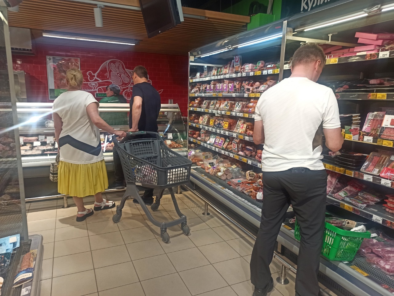 Бананы и курица: какие продукты подешевели в Ярославле за неделю