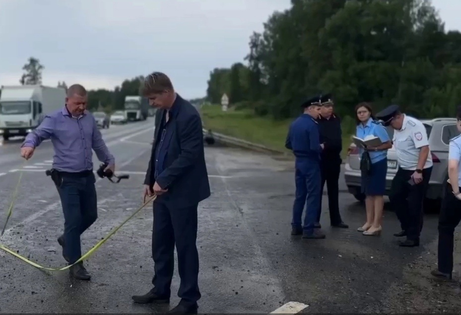  В Ярославской области в ДТП с грузовиком погибла трехлетняя девочка