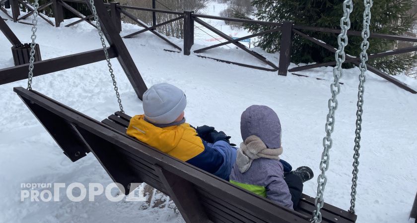 Нуждающиеся семьи в Коми получат деньги на покупку одежды и обуви